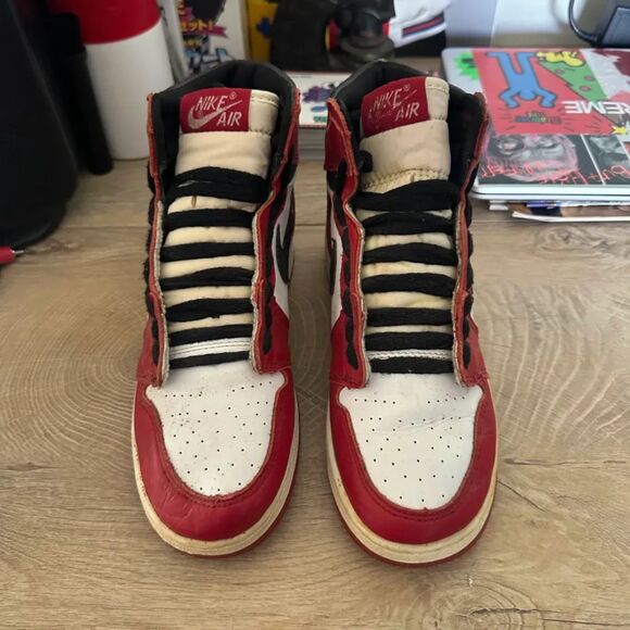 Vintage 1994 Nike Jordan 1 Chicago 153126-101 Size 5Y US - Picture 2 of 8
